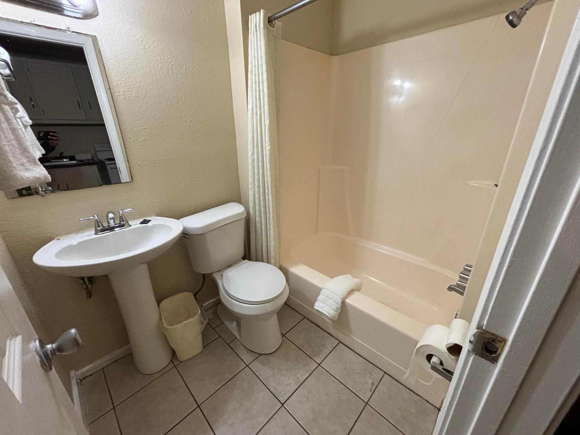 Cook'S Motel- Panama City Beach Upper Grand Lagoon Экстерьер фото